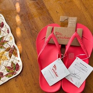 Archies Women's Pink Sandals